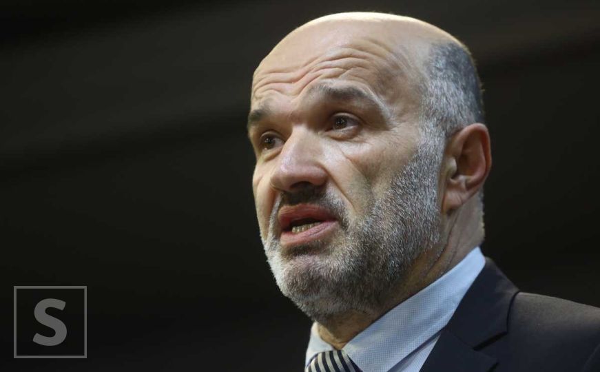 Pećanin odgovorio Konakoviću: "Neobrazovano Klepetalo, sve i da je istina da sam ti prijetio..."