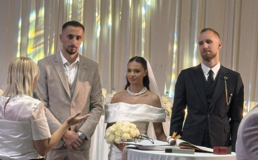 Džanan Musa i Amina Smajić se vjenčali: Evo kako izgleda glamurozna svadbena proslava u Sarajevu