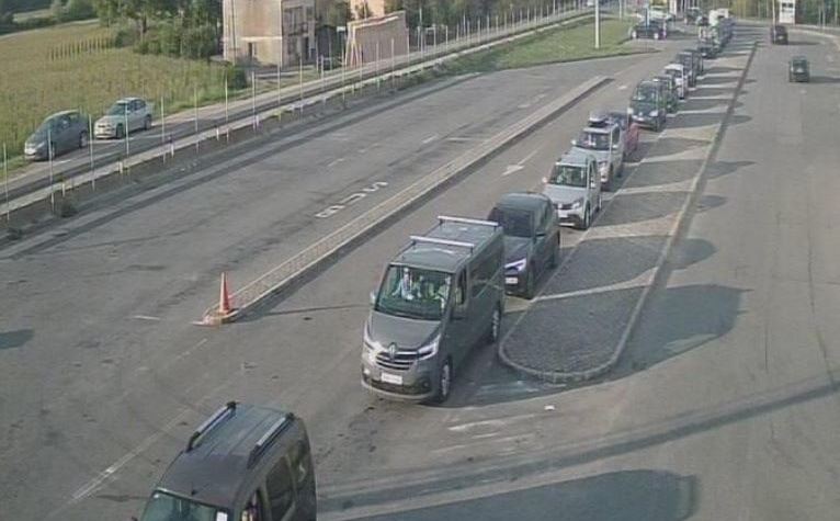 Naoružajte se strpljenjem: Evo na kojim graničnim prijelazima su najveće gužve