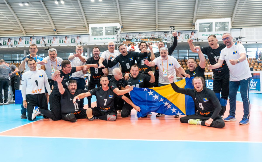 Evo kako su Ljiljani s navijačima proslavili novu titulu: Dvoranom se orilo 'šampioni'