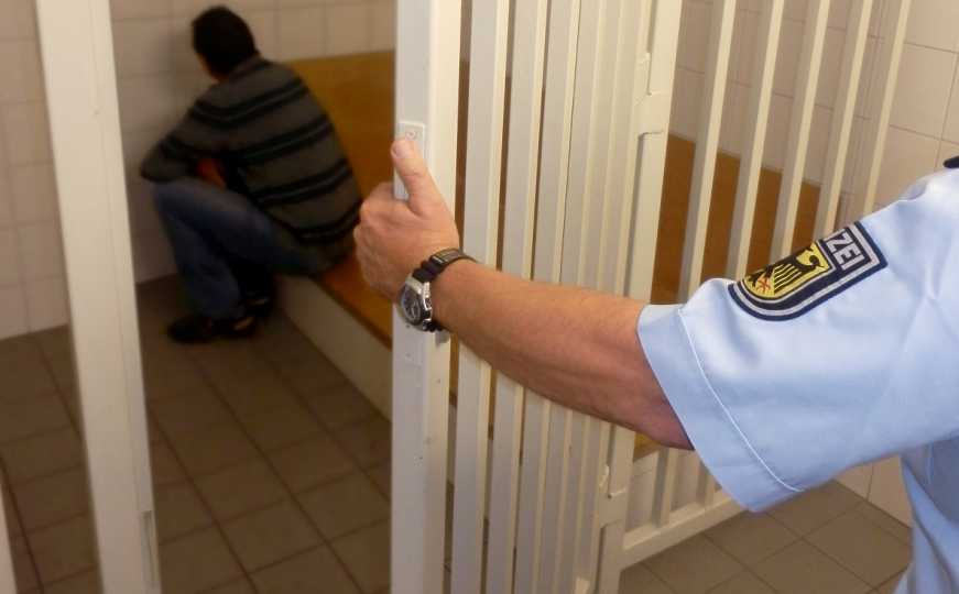 Zlostavljanje zatvorenika u bavarskom zatvoru: "Kopile, izbit ću ti zube! Gdje ti je droga?"