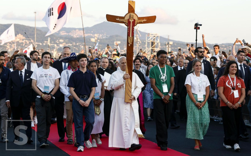 'Katolički Woodstock': Pogledajte kako je milion mladih dočekalo papu Lava
