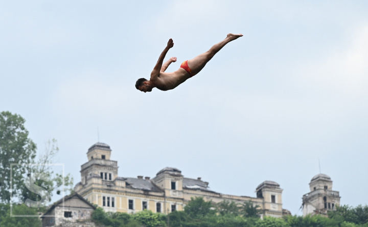 Održani 11. skokovi na Bentbaši: Pobjednik je Evald Krnić