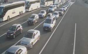 Vozačima se savjetuje oprez: Gužve na granicama i klizavi putevi, pogledajte najkritičnije prijelaze