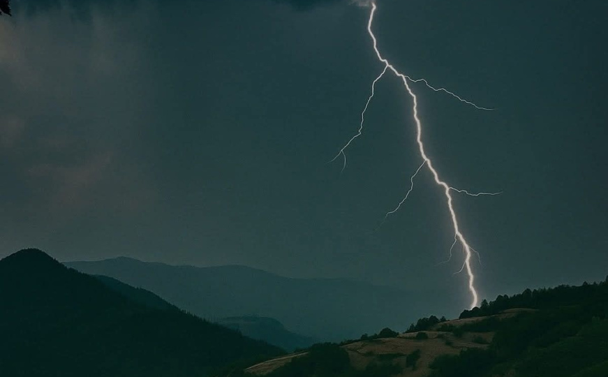 Užas u Srbiji: Grom udario tokom utakmice, više igrača povrijeđeno