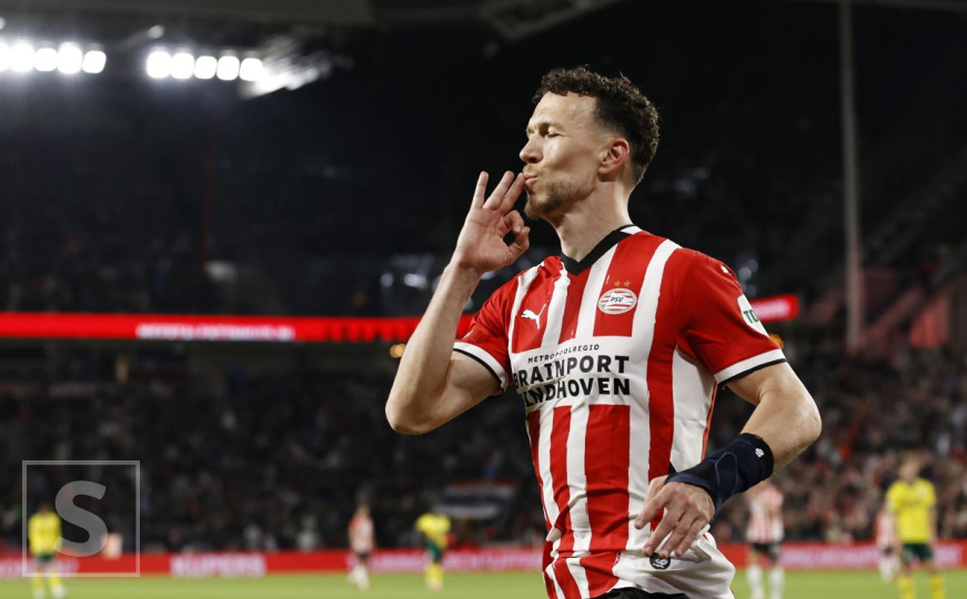 Hit video: Perišić se proslavljajući gol zabio glavom u laptop