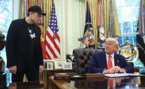 Potez koji je sve zbunio: Elon Musk nakon svađe donirao veliku količinu novca Trumpovom pokretu