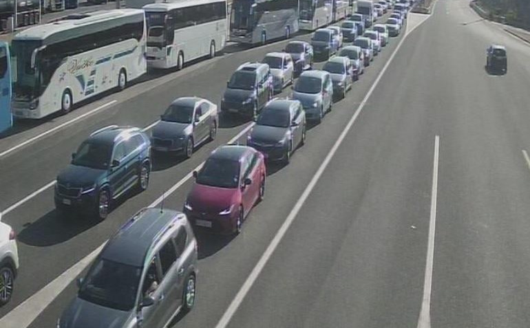 Gužve na graničnim prijelazima: Evo gdje su čekanja najduža