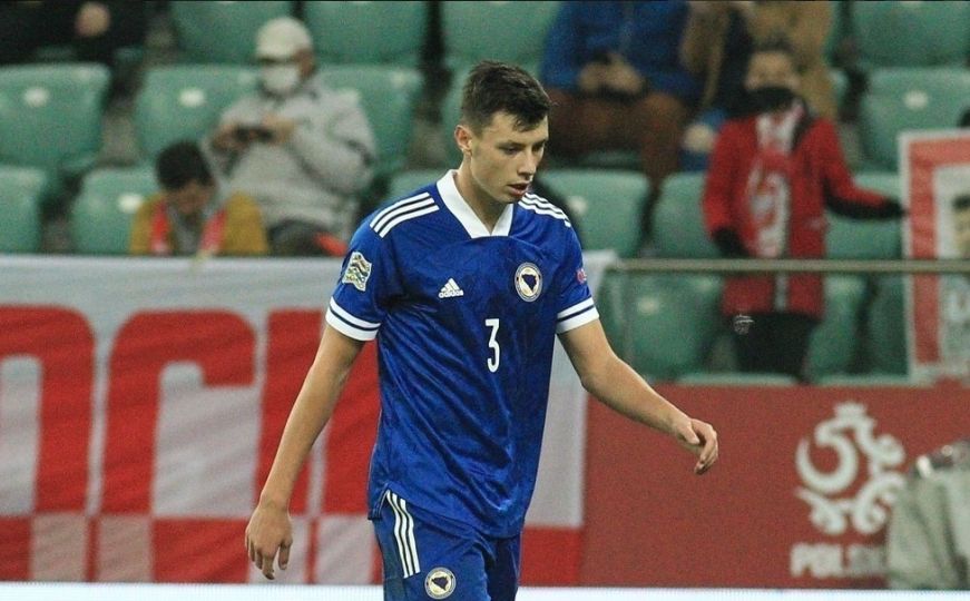 Anel Ahmedhodžić pred transferom karijere:  Bivši europski prvak nudi 15 miliona eura?