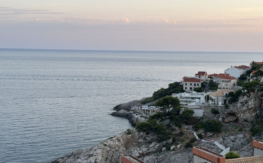 Velika prevara na Jadranu: Turisti ostali bez novca, policija izdala važno upozorenje