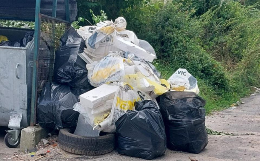 Građani i KJKP Rad u akciji: Redari pronašli odgovornog za nepropisno odlaganje građevinskog otpada