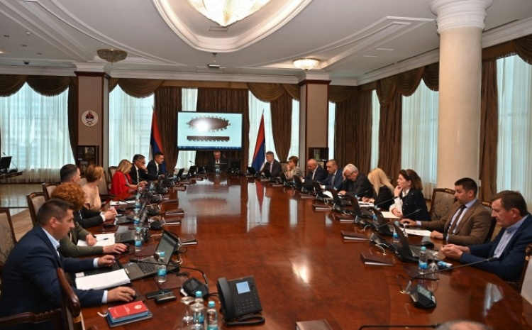 Zasjedala Vlada RS: Pročitajte 8 zaključaka i poruke da je "presuda Dodiku i presuda srpskom narodu"