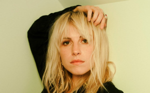 Hayley Williams - Glum