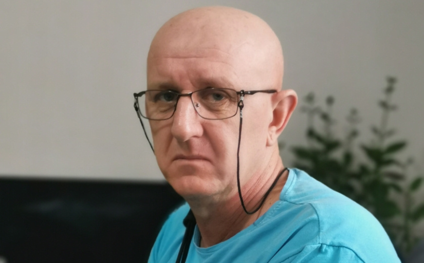 Apel za liječenje: Pomozimo Zikrezu da se vrati kući – bez bola, spreman da ponovo živi