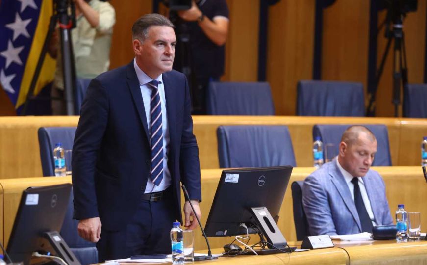 Smajić upozorava: Beogradski režim uz pomoć Dodika želi pokrenuti sukobe na Balkanu