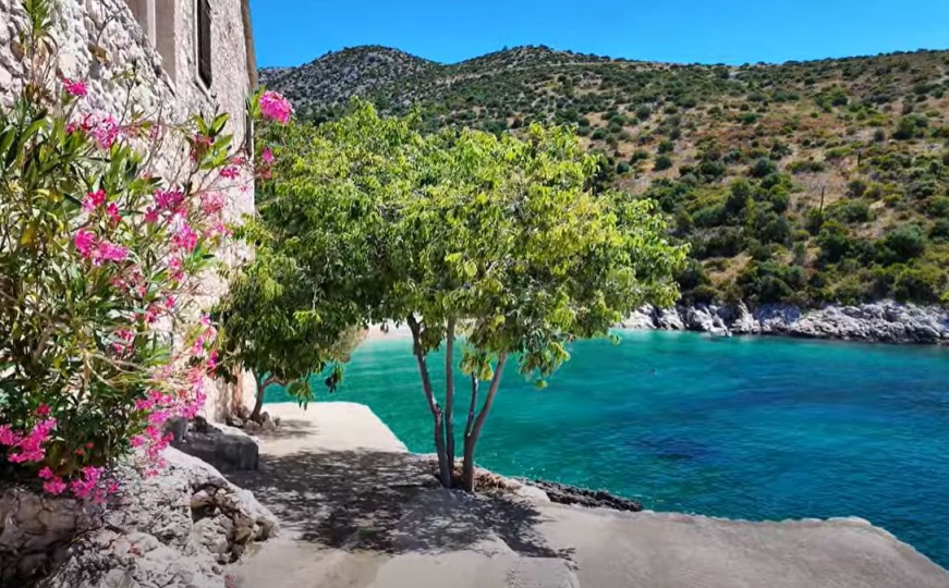 Skriveni plavi raj na hrvatskom otoku: Ovo je jedna od najljepših plaža Jadrana