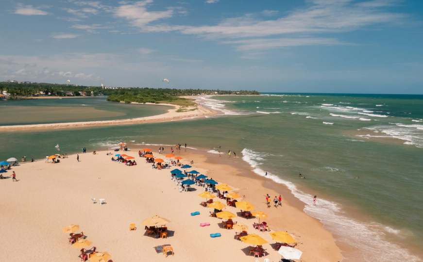 Grčka: Suncobran se zario djevojci (26) u nogu na plaži dok je ležala