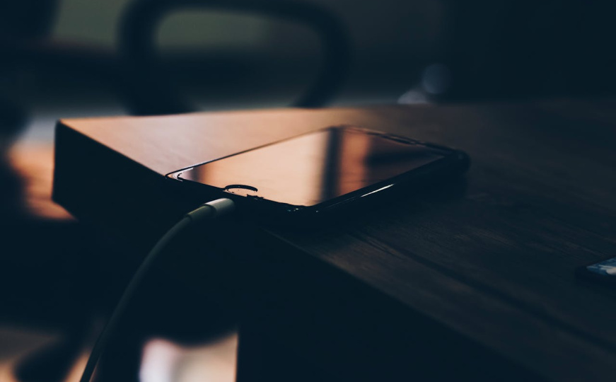 Opasna navika: Ne punite telefon preko noći