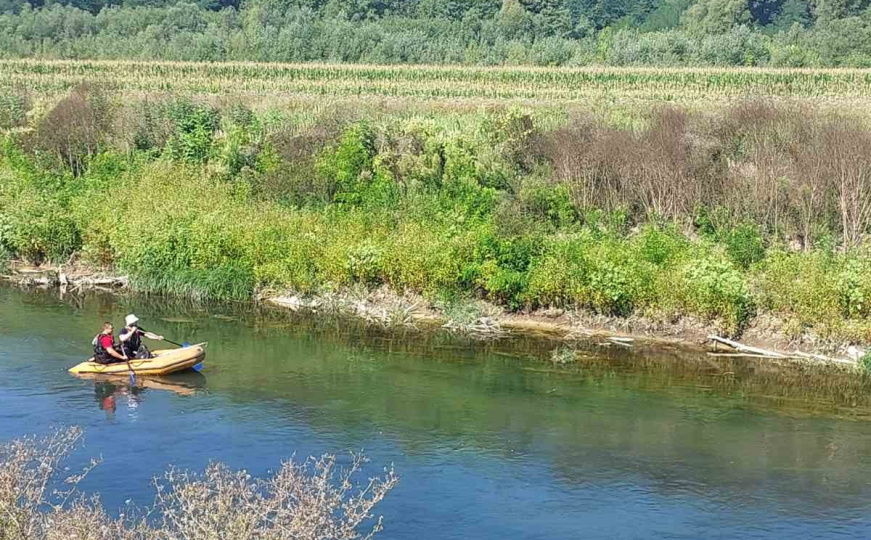Ganjao bjegunca u nabujaloj rijeci Jali: Još uvijek traje potraga za policajcem iz Tuzle