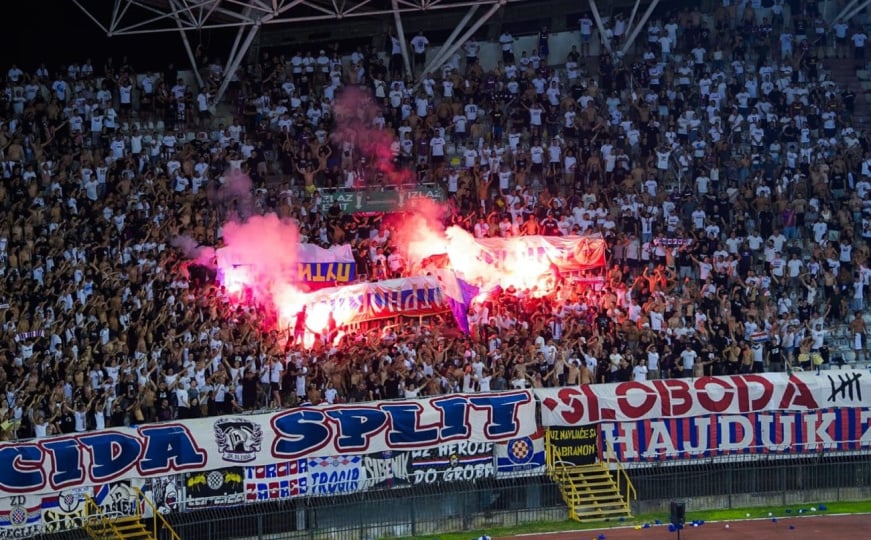Skandalozni čin navijača Hajduka: Palili srpske zastave i vikali "Za dom spremni"