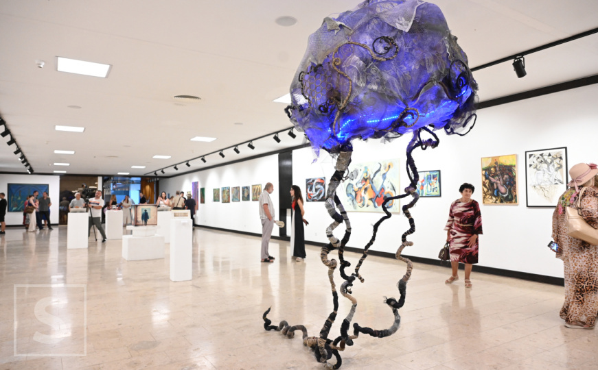 Međunarodni književni susreti: Danas otvorena izložba "Art Novum Sarajevo 2025"