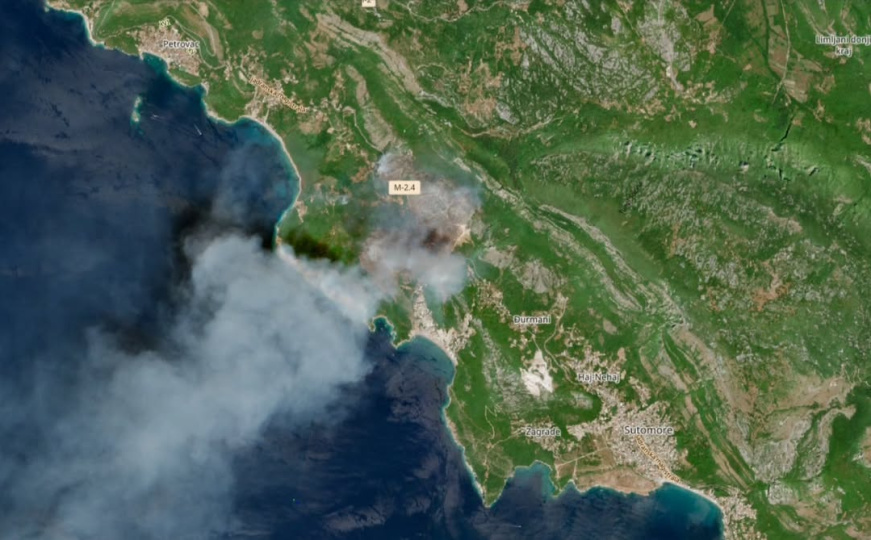 Država "paralizovana": Satelitski snimci pokazuju razmjere požara u Crnoj Gori