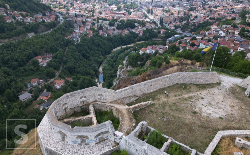 Impozantna tvrđava iznad Sarajeva: Nezaobilazna destinacija turista s nevjerovatnim pogledom na grad