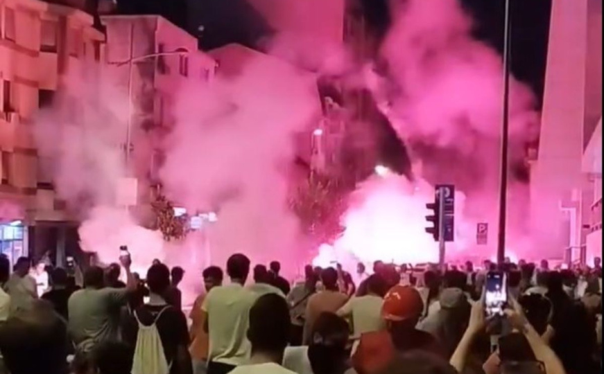 Eskalacija u Novom Sadu: Novi žestok napad na građane koji protestuju, čuo se i topovski udar