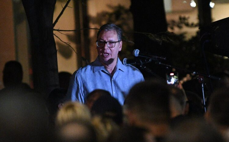 Vučić se obratio u jeku protesta širom Srbije: Prozvao državne funkcionere i najavio velike promjene