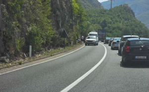 Dvije nesreće u blizini Mostara: Saobraćaj usporen, vozi se naizmjenično