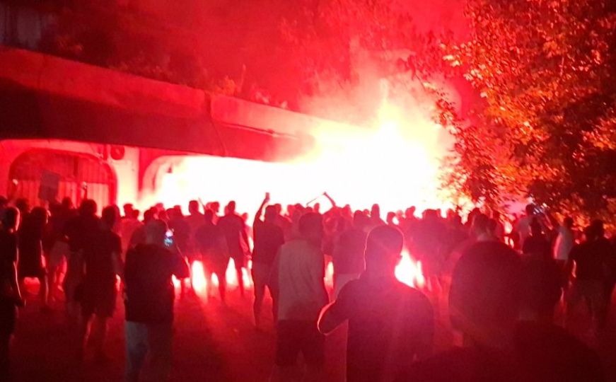 Studenti u Srbiji pozvali na novi protest: "Večeras pucate po šavovima"