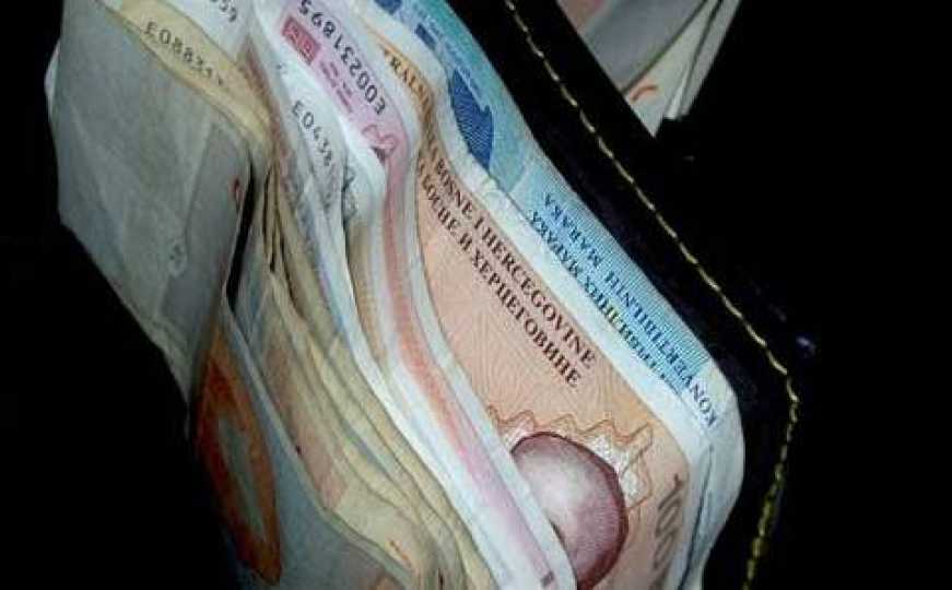 Objavljeni novi podaci: Plate u FBiH u junu pale, pojedine djelatnosti zabilježile pad i do 4%