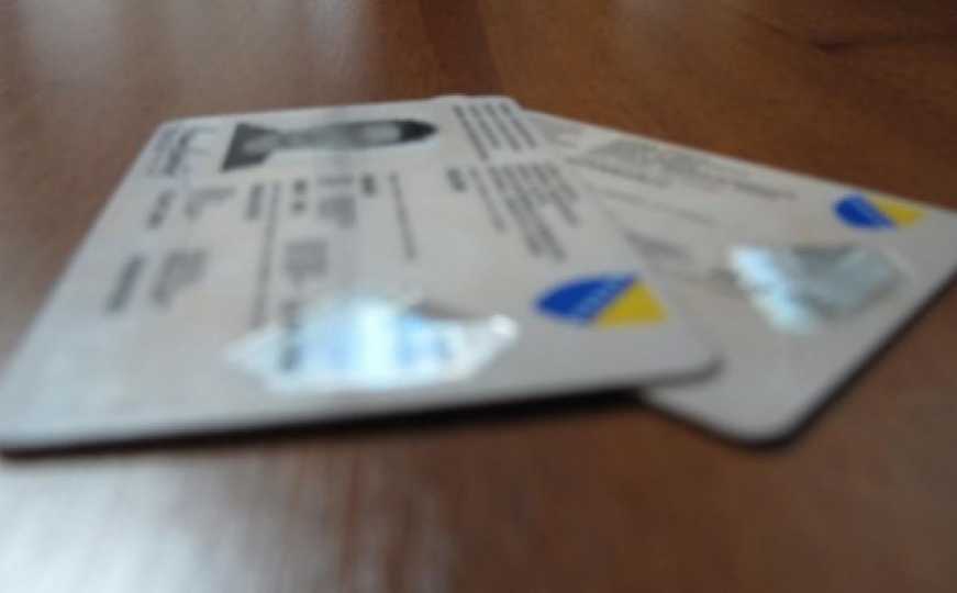 IDDEEA upozorava: "Prijeti prekid izdavanja ličnih dokumenata"
