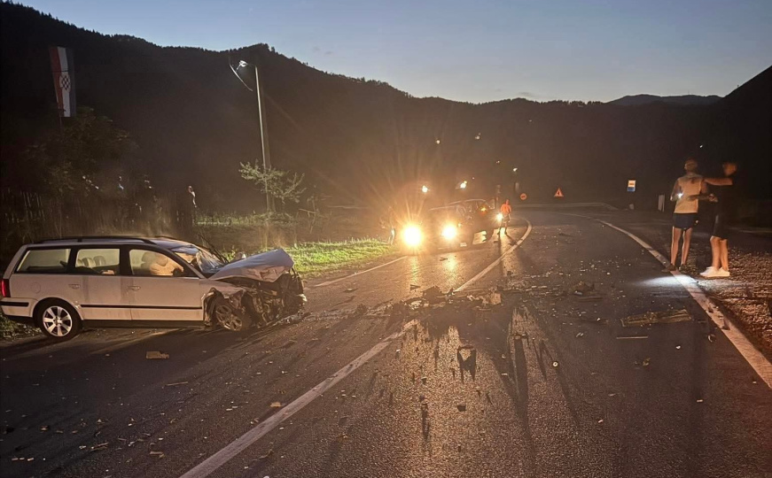 Nesreća kod Žepča: Dvije osobe povrijeđene