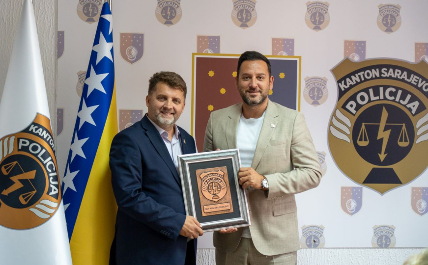 Prvi u BiH: Građani Sarajeva od oktobra do CIPS potvrda elektronskim putem