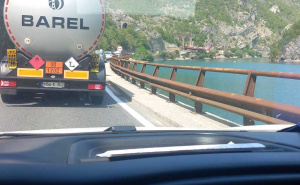Vozači, naoružajte se strpljenjem: Ogromna kolona vozila kod Jablanice