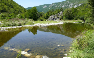 Mještani u strahu: Tajanstvena pjena pojavljuje se na rijeci Rzav svake noći – niko ne zna zašto