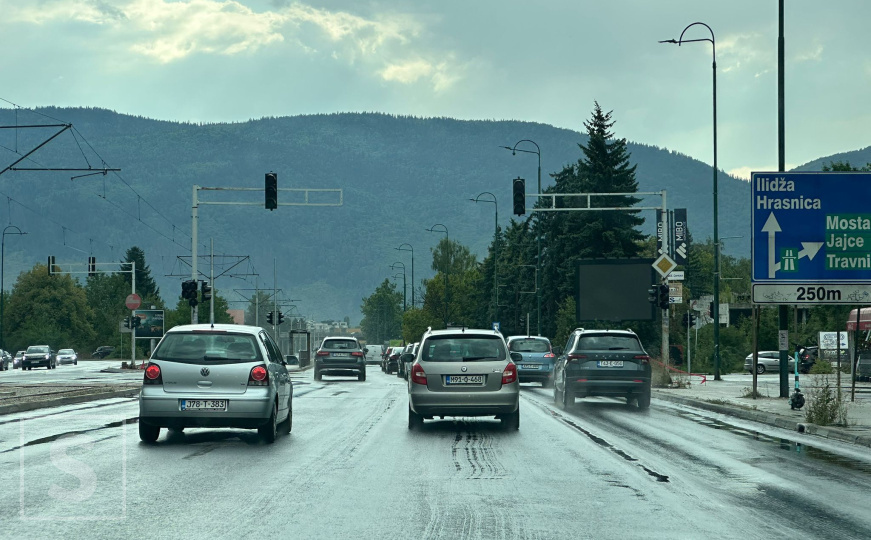 Vozači, građani budite oprezni: Semafori u ovom dijelu Sarajeva ne rade
