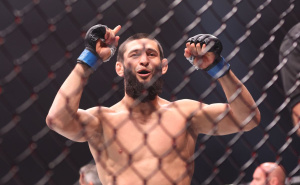 Čekanju je došao kraj: Hamzat Čimaev uništio Du Plessisa i postao UFC šampion