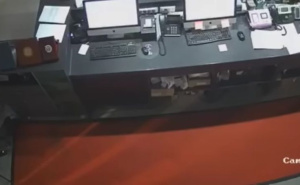 Kamere sve zabilježile: Kako su pasoši turista iz Izraela slučajno upali u smeće