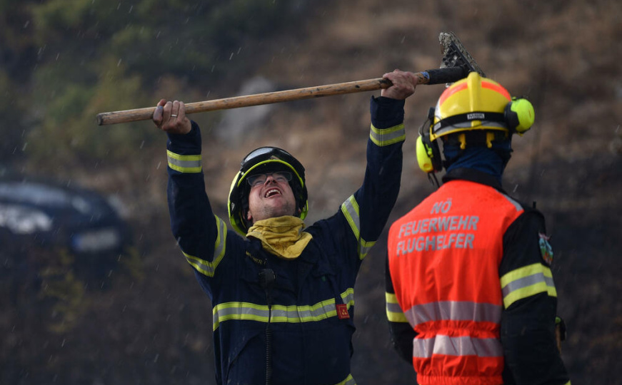 Spas sa neba: Ugašeni svi požari na području Podgorice, vatrogasci proslavili dolazak kiše