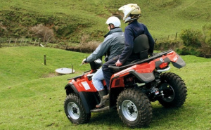 Nesreća kod Sarajeva: 72-godišnjak i 71-godišnjak imali udes s quadom-jedan u bolnici, drugi uhapšen