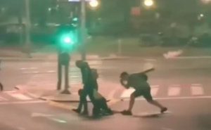 Šta će Vučić reći na ovo: Objavljen jeziv snimak iz Beograda - 'pogledajte šta rade ovom momku'