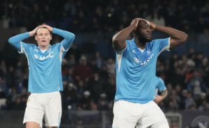 Težak udarac za Napoli pred početak nove sezone: Conte ostao bez prvog napadača