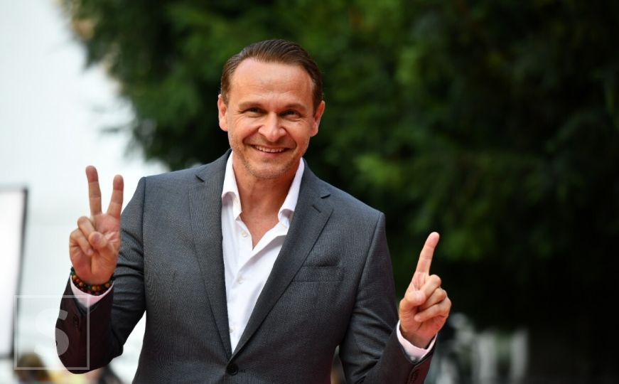 Enis Bešlagić se pohvalio velikih uspjehom: Bit će prvi s naših prostora kome je ukazana ova čast