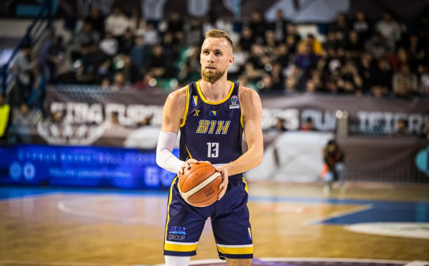 Oglasio se Džanan Musa: "Srce mi se slama što neću biti uz momke i boriti se za našu BiH"