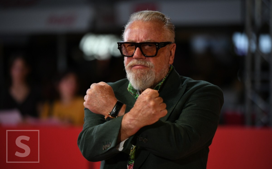 Počeo drugi dio svečanosti crvenog tepiha SFF-a: Raya Winstonea dočekalo mnoštvo obožavatelja