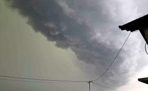 Jako nevrijeme stiže u BiH, upaljen narandžasti meteoalarm: Pročitajte upozorenje meteorologa!
