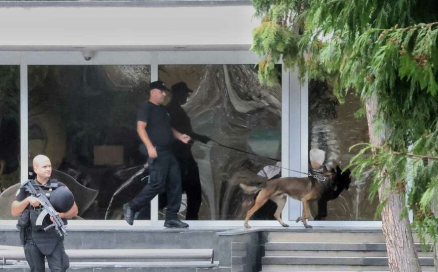 Bomba uoči sjednice NSRS dojavljena s broja "065": Vukanović otkrio šta se dešavalo na kolegiju