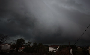 Nevrijeme stiže: Pogledajte kakav je oblak jutros prekrio Čitluk